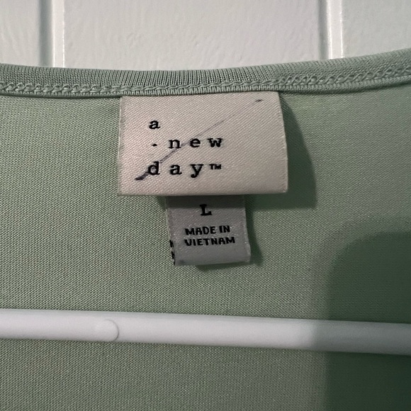 Blouse - Picture 3 of 3